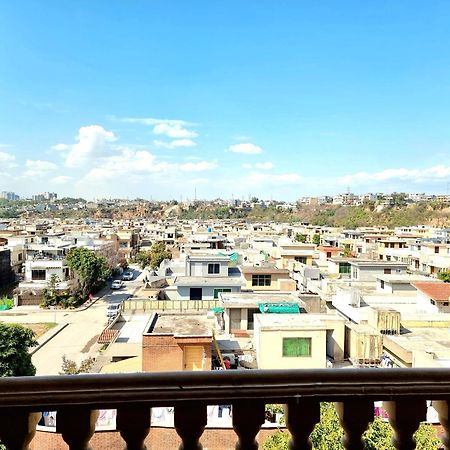 Executive 3 Bedrooms Apartment In Bahria Town ラーワルピンディー エクステリア 写真
