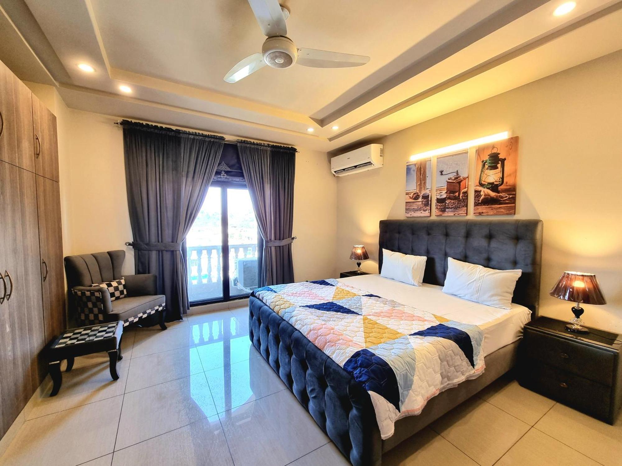 Executive 3 Bedrooms Apartment In Bahria Town ラーワルピンディー エクステリア 写真