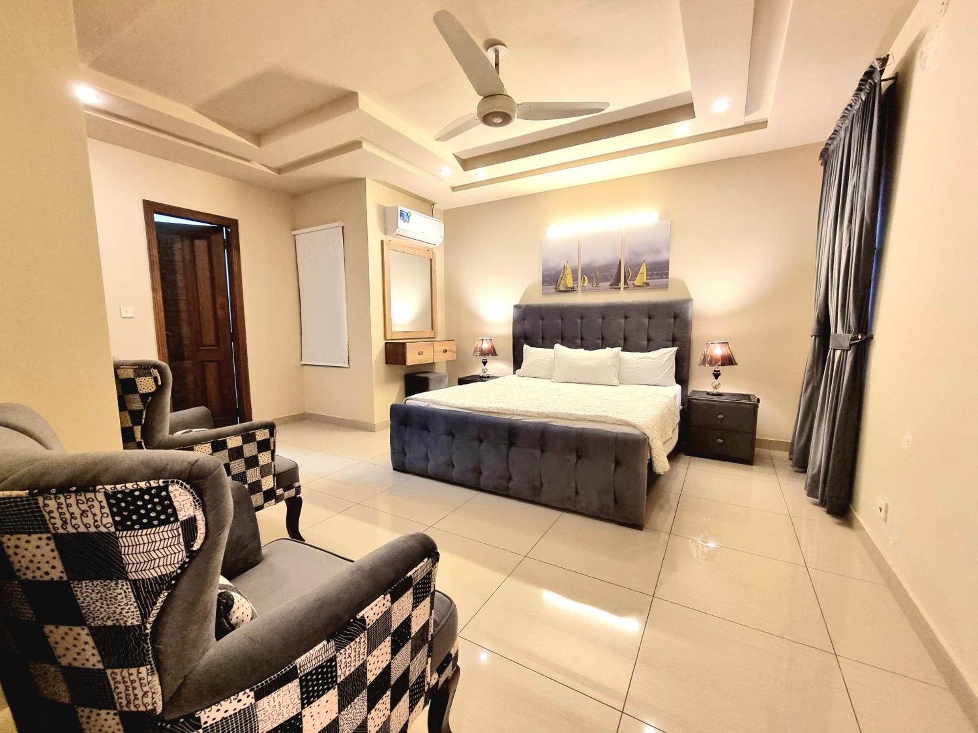 Executive 3 Bedrooms Apartment In Bahria Town ラーワルピンディー エクステリア 写真