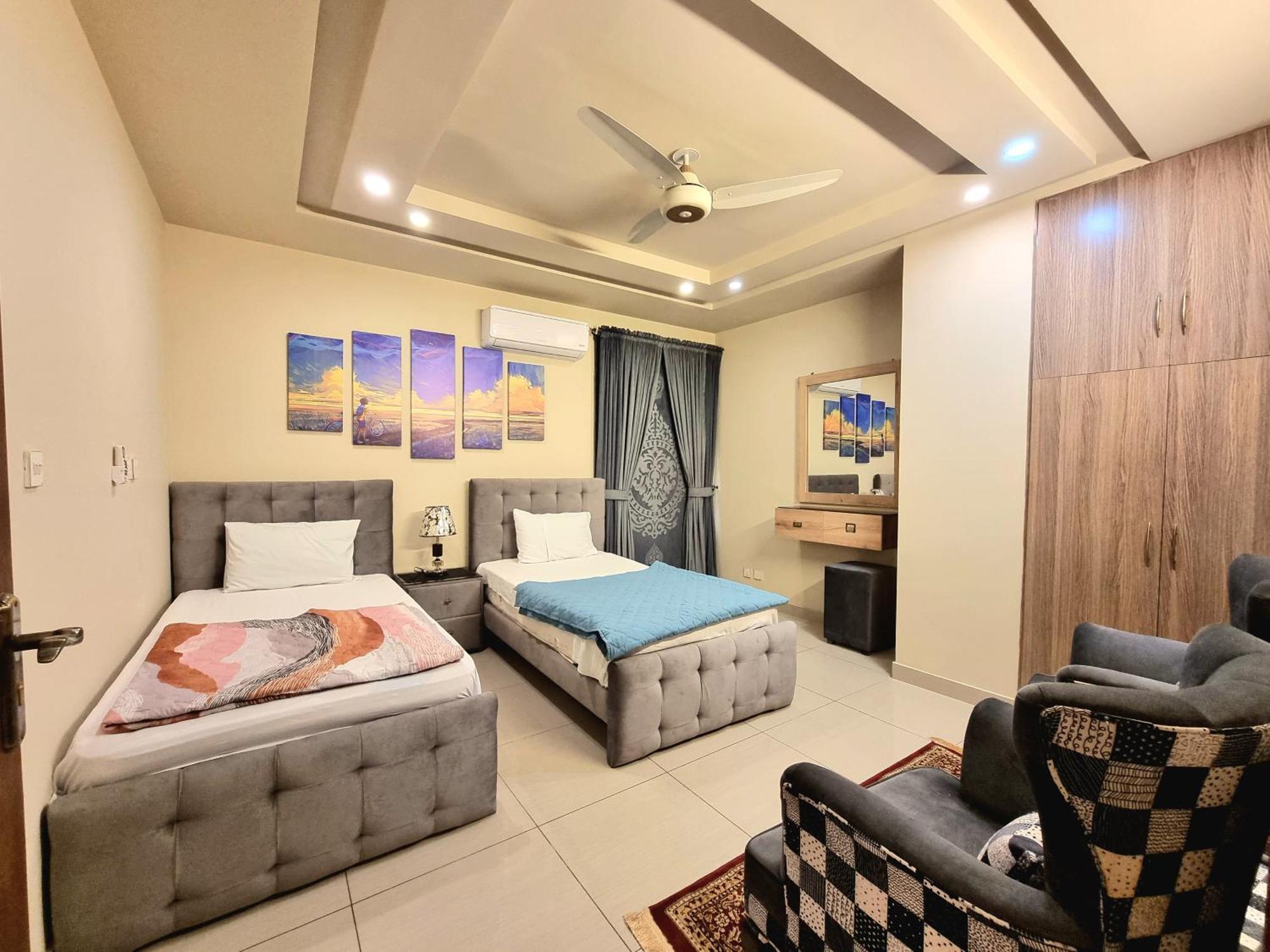 Executive 3 Bedrooms Apartment In Bahria Town ラーワルピンディー エクステリア 写真